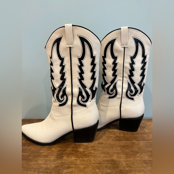 Billini Shoes Billini Norva Cowboy Boots Poshmark
